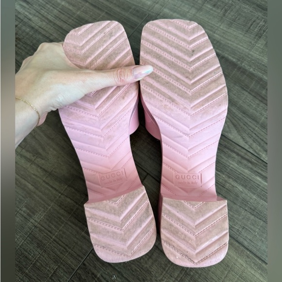 Gucci Pink Monogram Rubber Slide Mule Sandals Sz 8 - Picture 7 of 10